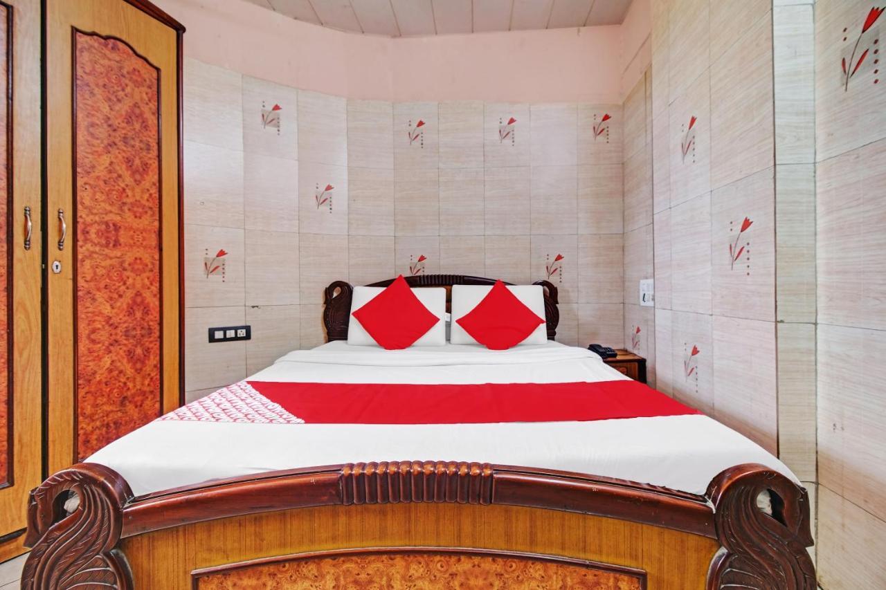 Oyo 80762 Hotel New Mini Mahal Turambhe Dış mekan fotoğraf